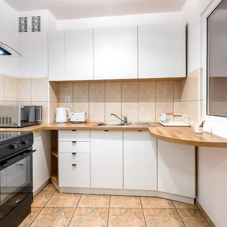 アパート Apartament Diamond 35m2, 4 Osoby, Balkon, Free Parking クラクフ