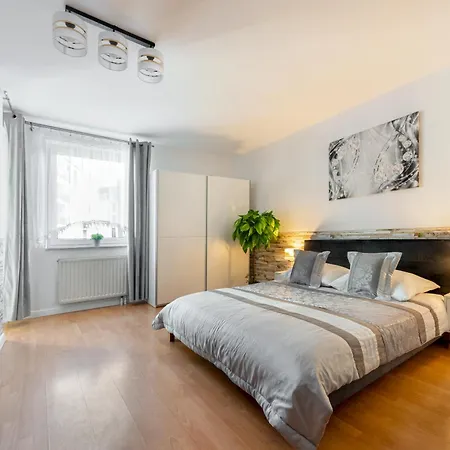Apartament Diamond 35m2, 4 Osoby, Balkon, Free Parking * クラクフ