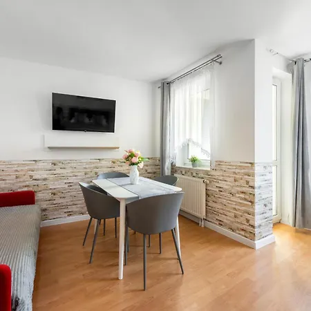 アパート Apartament Diamond 35m2, 4 Osoby, Balkon, Free Parking
