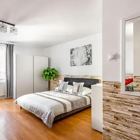 Apartament Diamond 35m2, 4 Osoby, Balkon, Free Parking Διαμέρισμα