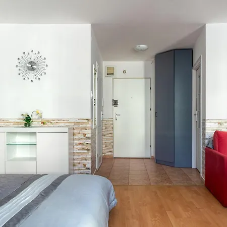 Διαμέρισμα Apartament Diamond 35m2, 4 Osoby, Balkon, Free Parking Krasków