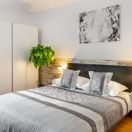 Διαμέρισμα Apartament Diamond 35m2, 4 Osoby, Balkon, Free Parking Krasków